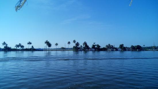 Kayamkulam Lake